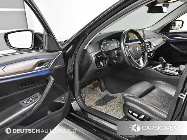 BMW 5 Series (G30) id 4568592 из Кореи 19