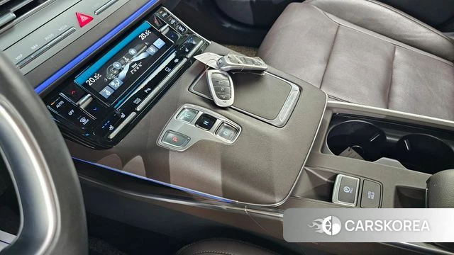 Hyundai The New Grandeur IG id 4642369 из Кореи 30