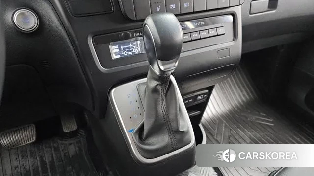 Hyundai Staria id 3763996 из Кореи 19