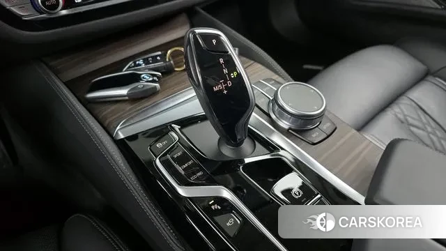 BMW 5 Series (G30) id 3373443 из Кореи 19