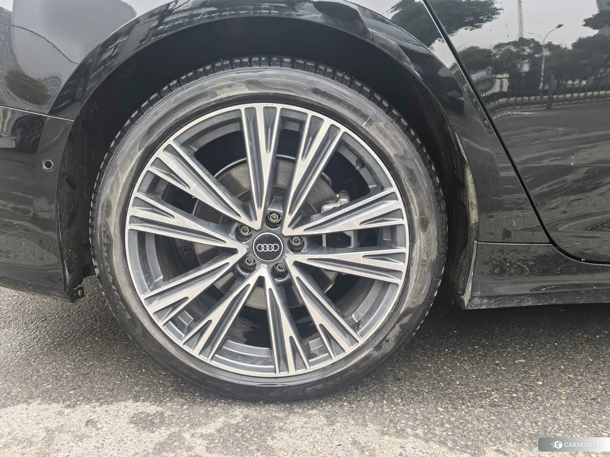 Audi A6L id 4498502 из Китая 27