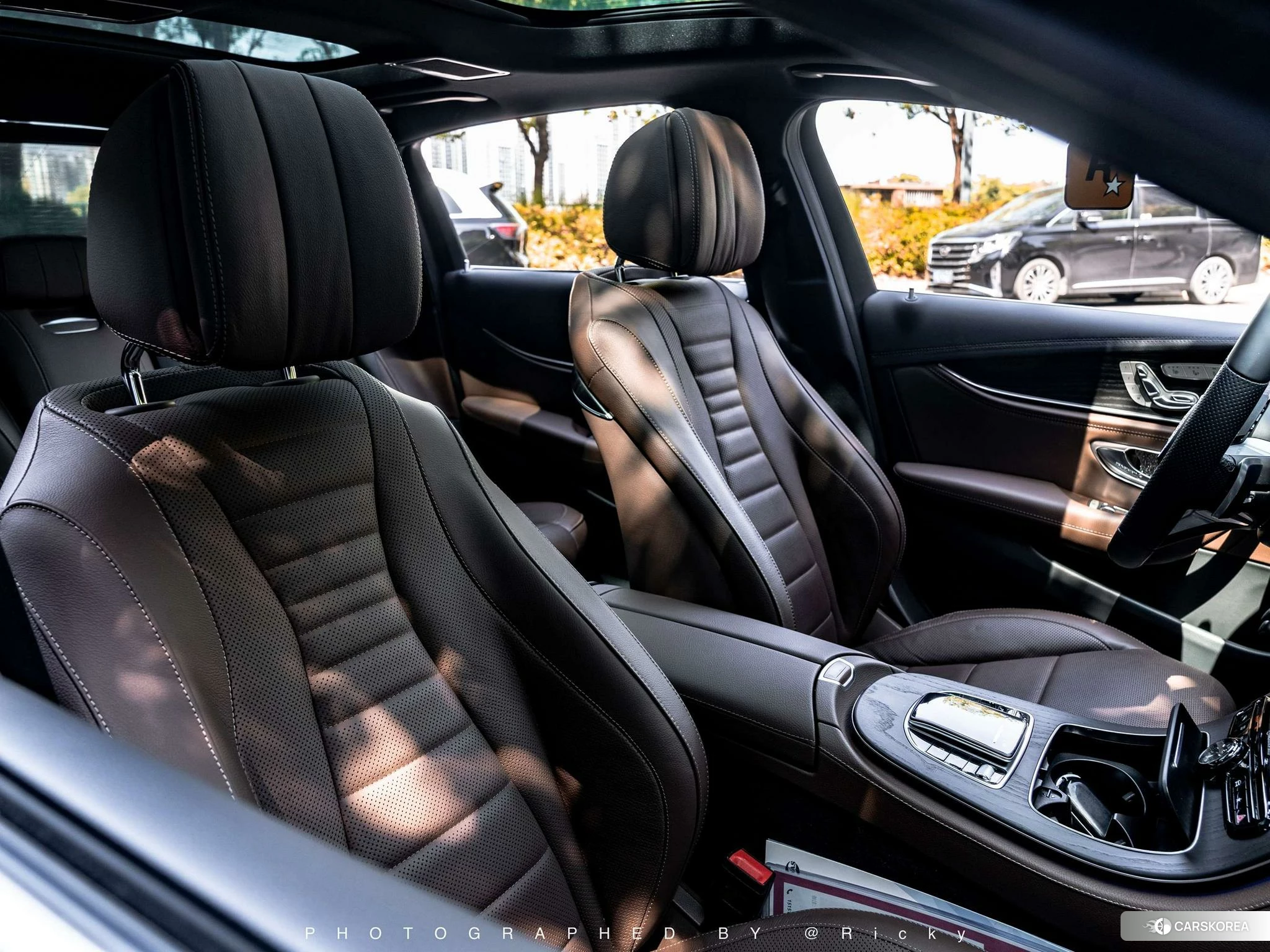 Mercedes-Benz E-Class id 4504667 из Китая 9