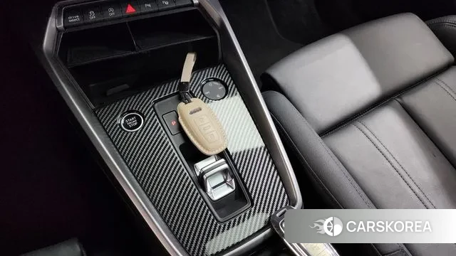 Audi A3 (8Y) id 3690115 из Кореи 19