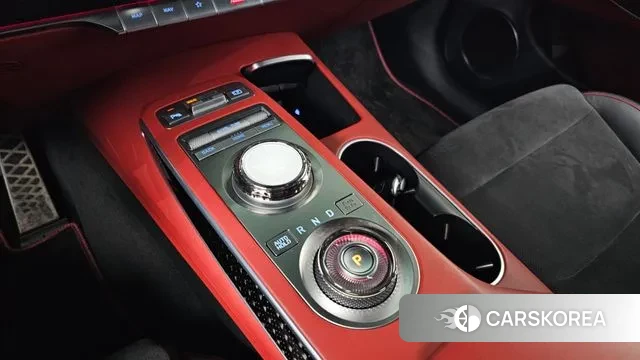 Genesis GV70 id 3482857 из Кореи 19