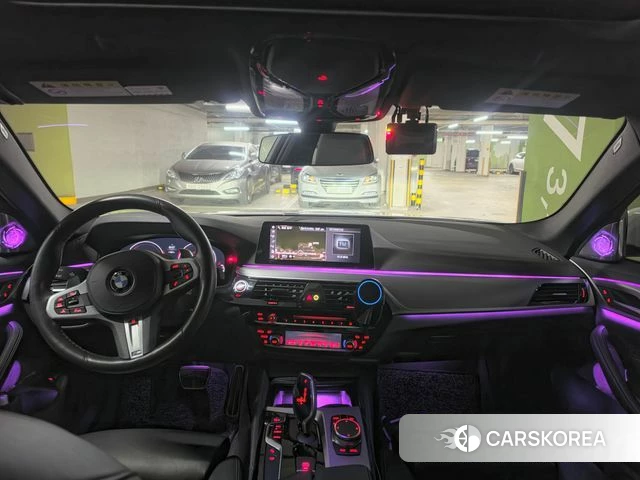 BMW 5 Series (G30) id 3899436 из Кореи 14