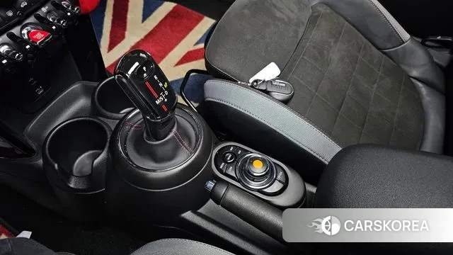 Mini Cooper S id 3468809 из Кореи 19