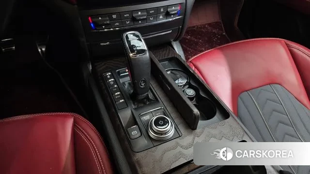 Maserati Ghibli id 3349450 из Кореи 19