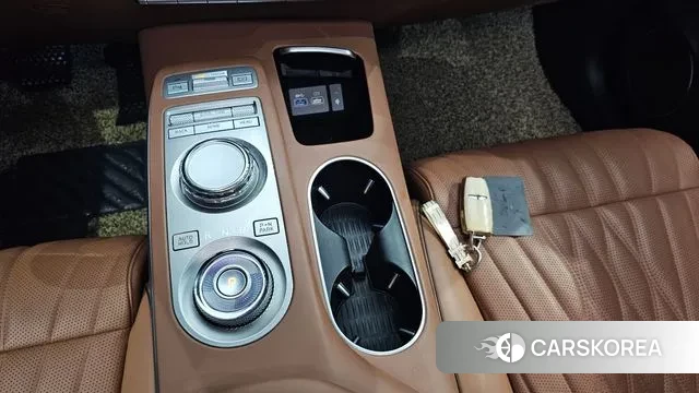 Genesis GV70 id 3300207 из Кореи 19