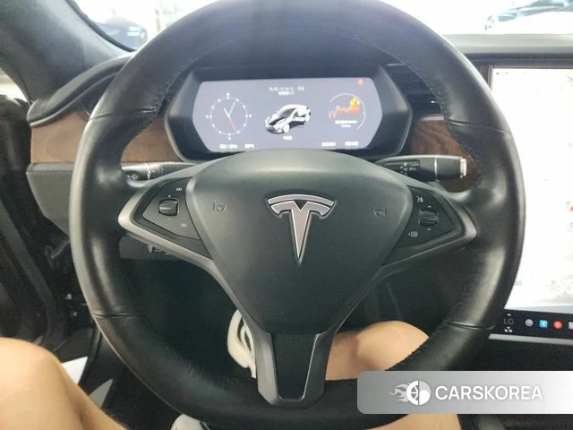 Tesla Model S id 4557603 из Кореи 18