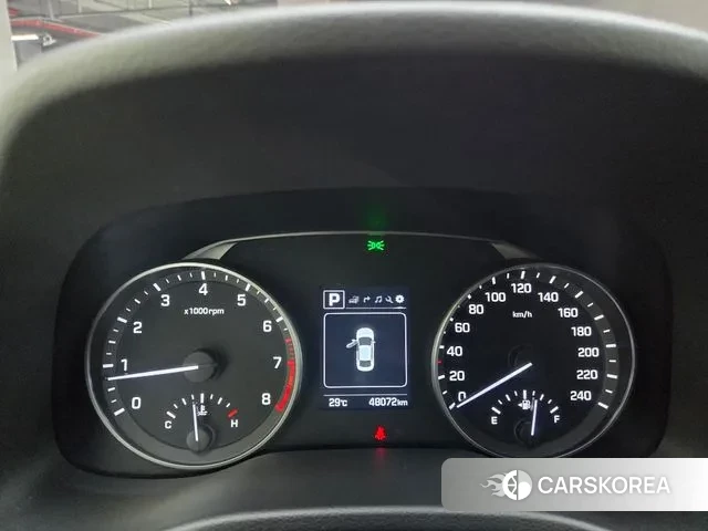 Hyundai Avante AD id 3090966 из Кореи 19