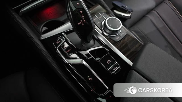 BMW 5 Series (G30) id 3923047 из Кореи 19