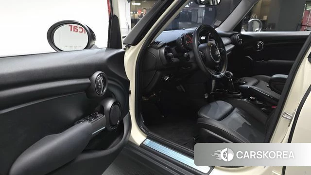 Mini Cooper id 4397537 из Кореи 29