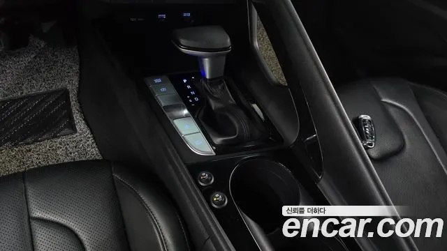 Hyundai Avante Hybrid (CN7) id 2944654 из Кореи 19