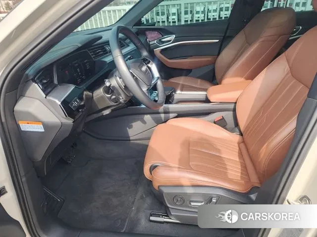 Audi e-Tron id 3690722 из Кореи 19