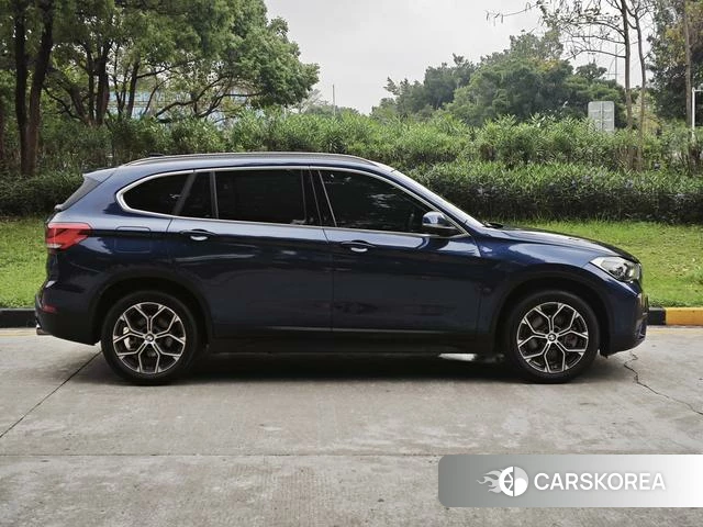 BMW X1 id 4219968 из Китая 14