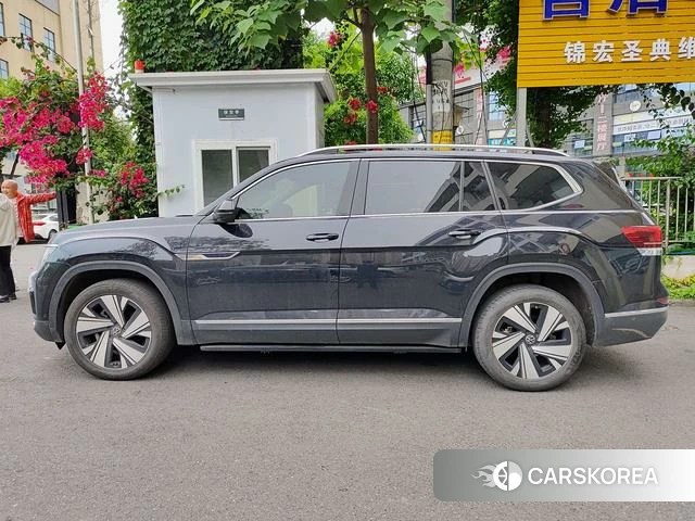 Volkswagen Tourang id 4276983 из Китая 9