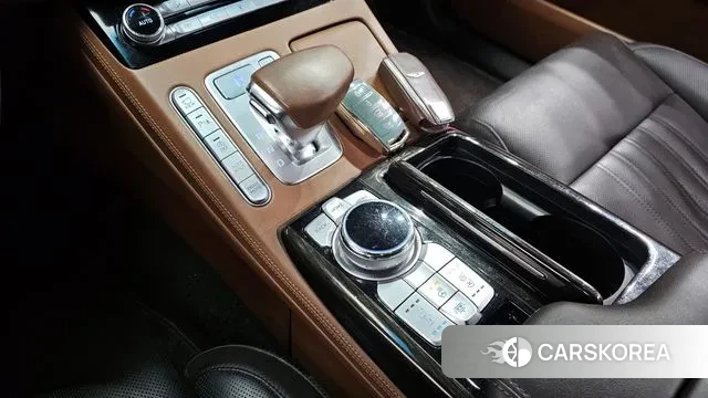 Genesis G90 id 3459894 из Кореи 19