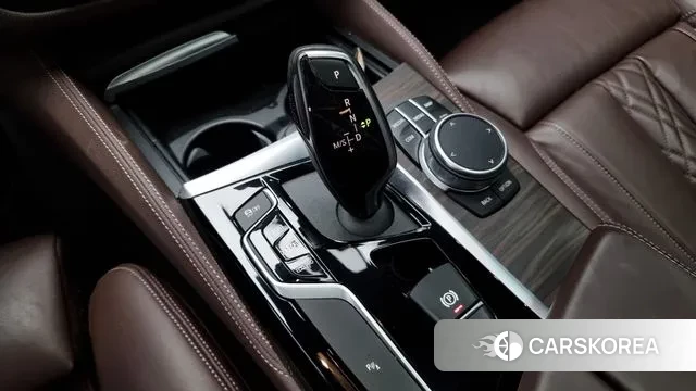 BMW 5 Series (G30) id 3302030 из Кореи 19