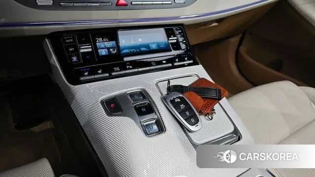 Hyundai The New Grandeur IG Hybrid id 3443830 из Кореи 19