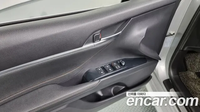 Toyota Camry (XV70) id 2791579 из Кореи 19