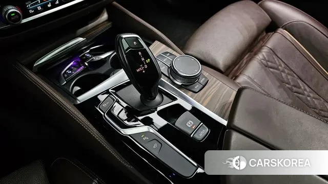 BMW 5 Series (G30) id 3319288 из Кореи 19