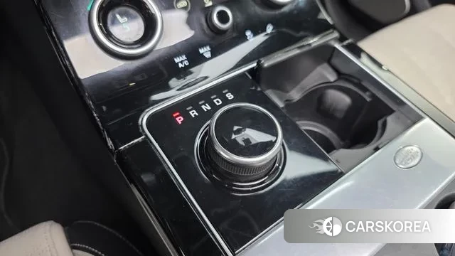 Land Rover Range Rover Velar id 3505576 из Кореи 19