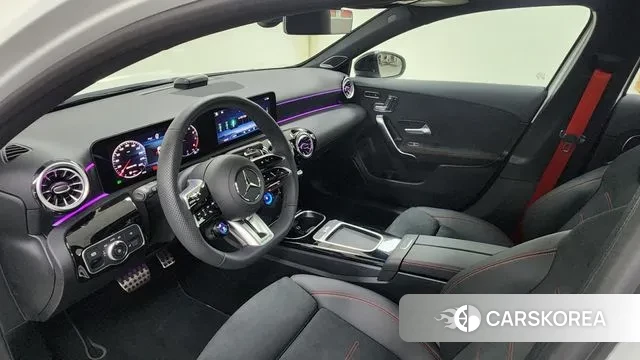 Mercedes-Benz A-Class W177 id 3720638 из Кореи 19