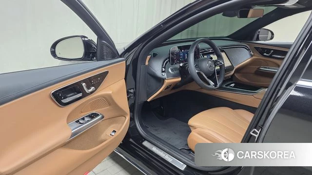 Mercedes-Benz E-Class W214 id 4560264 из Кореи 31