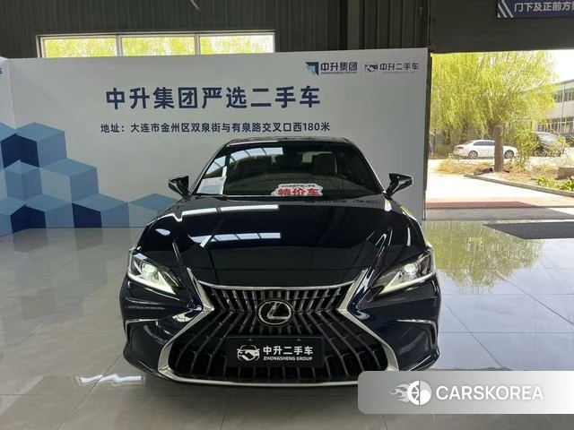 Lexus ES id 4262150 из Китая 24