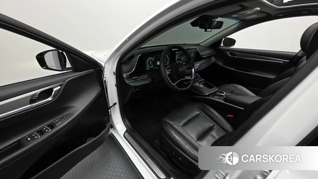 Hyundai The New Grandeur IG Hybrid id 4763902 из Кореи 33