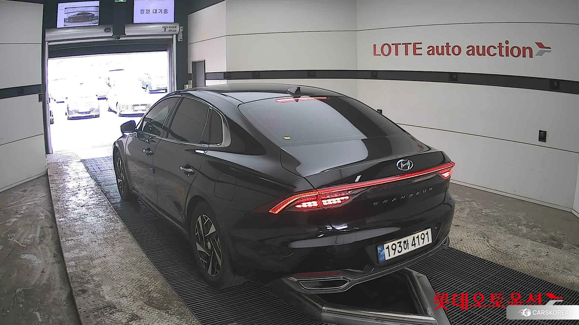 Hyundai Grandeur Hybrid id 3888362 из Кореи 36