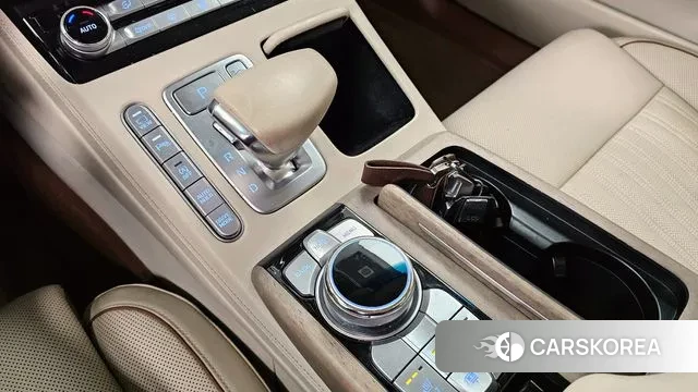 Genesis G90 id 3562230 из Кореи 19