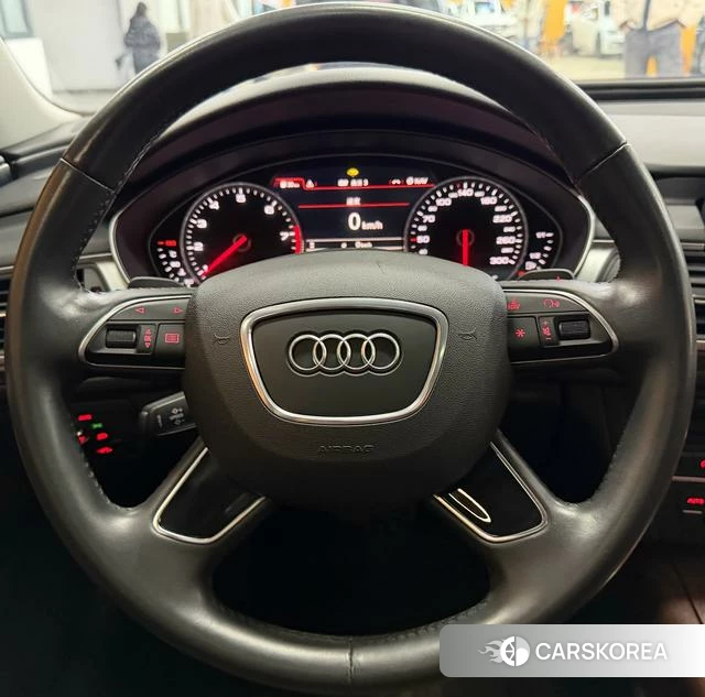 Audi A6L id 4254747 из Китая 10