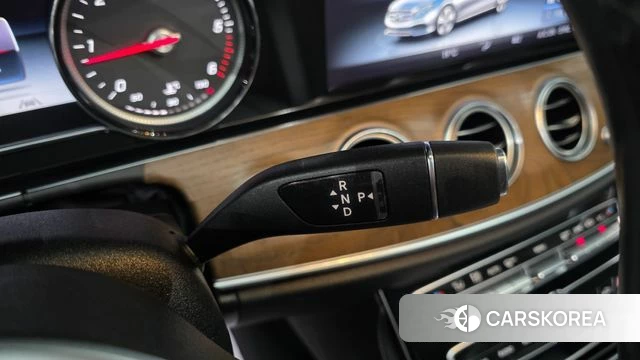 Mercedes-Benz E-Class W213 id 4224933 из Кореи 19