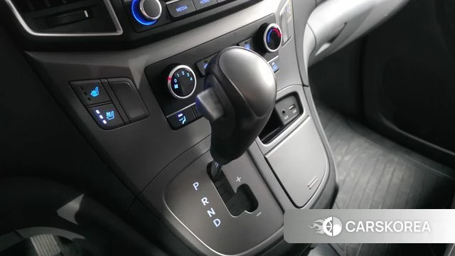 Hyundai The New Grand Starex id 3827863 из Кореи 19