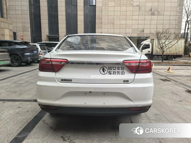 Geely Automobile Vision id 4209882 из Китая 10