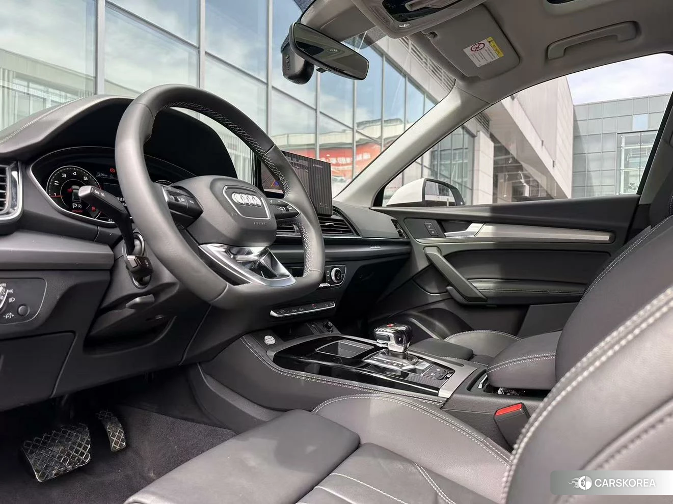 Audi Q5L id 4441128 из Китая 13