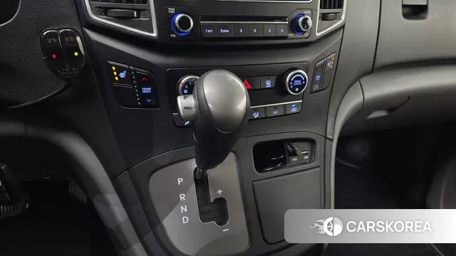 Hyundai The New Grand Starex id 3557853 из Кореи 19