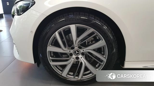 Mercedes-Benz E-Class W214 id 4778277 из Кореи 19