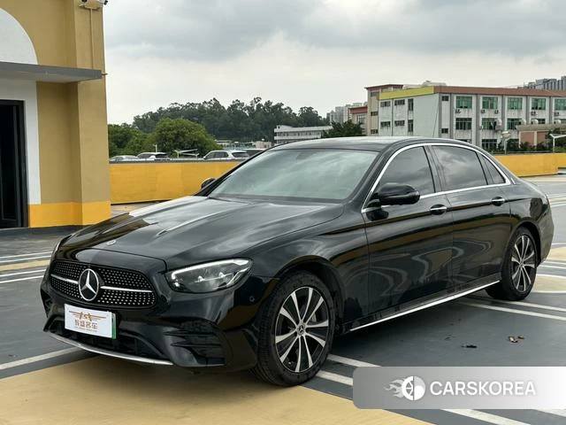 Mercedes-Benz E-class PHEV id 4260932 из Китая 28