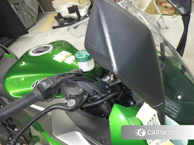 Kawasaki NINJA 1000 ABS id 3947354 из Японии 33