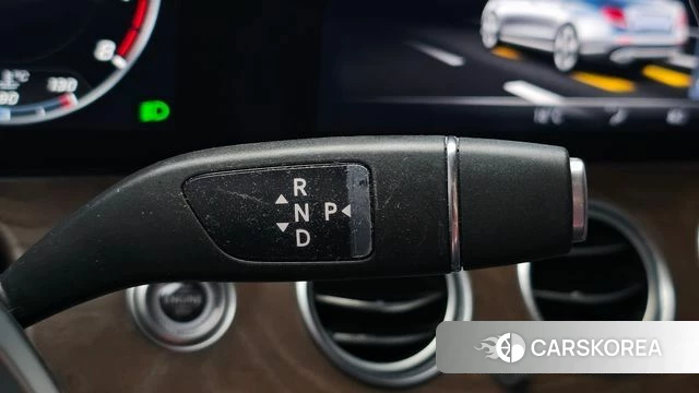 Mercedes-Benz E-Class W213 id 4693808 из Кореи 31