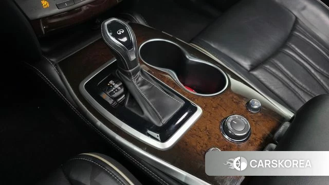 Infiniti QX60 id 3853634 из Кореи 19