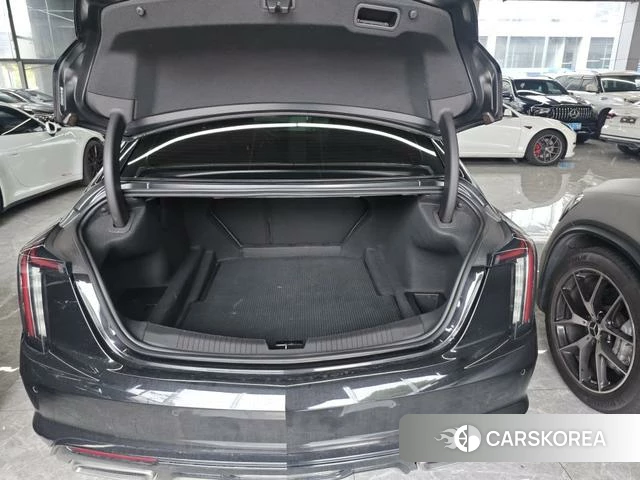 Cadillac CT5 id 4240808 из Китая 18