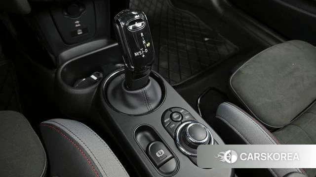 Mini Cooper S Convertible id 4186452 из Кореи 33