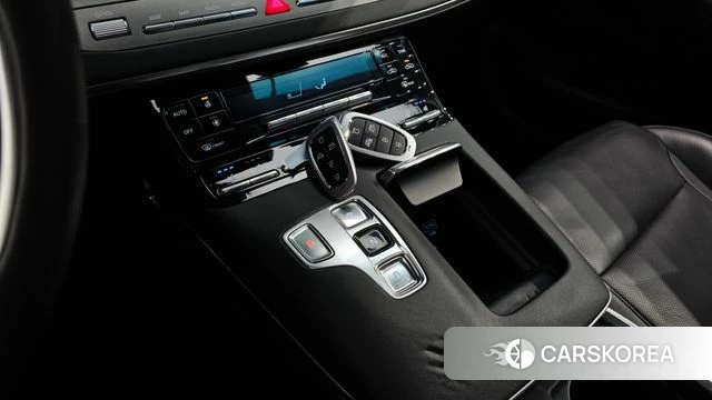 Hyundai The New Grandeur IG id 3878076 из Кореи 19