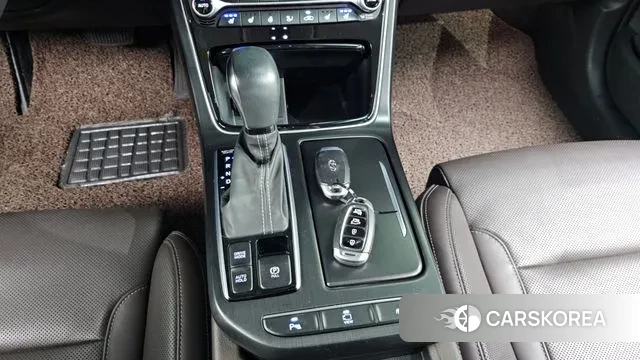 Hyundai Grandeur IG id 3123265 из Кореи 19