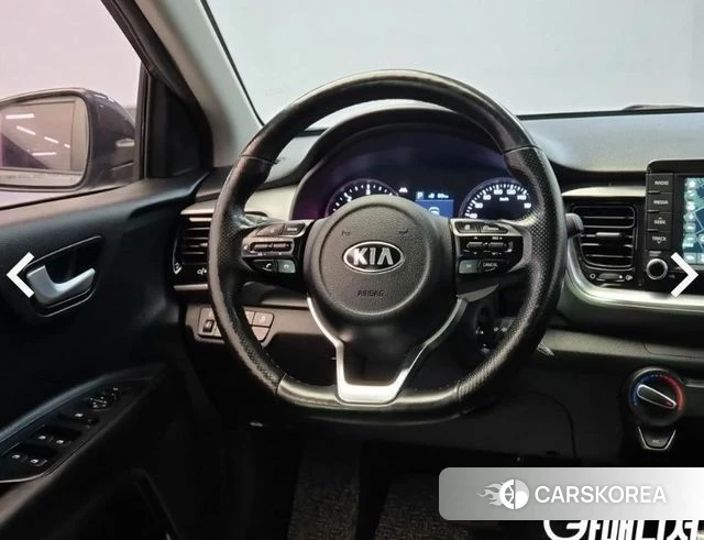 Kia Stonic id 3853985 из Кореи 17