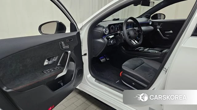 Mercedes-Benz A-Class W177 id 4578570 из Кореи 29