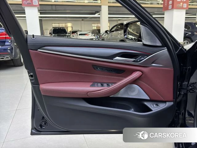 BMW 5 series id 4273567 из Китая 14